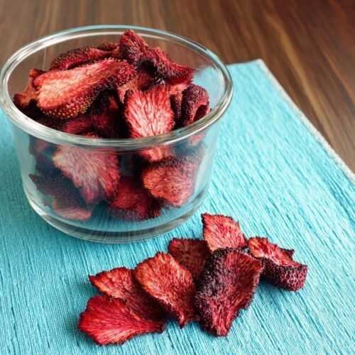 How to Make Oven-Dried Strawberries