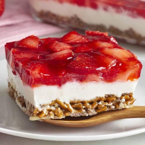 Strawberry Pretzel Salad