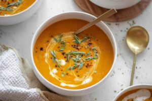 Roasted Carrot Coconut Soup