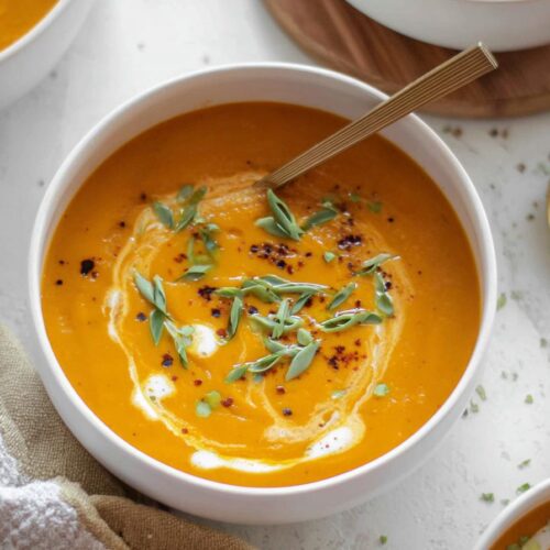 Roasted Carrot Coconut Soup