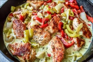 Spring Pepperoncini Chicken Skillet: Easy One-Pan Recipe